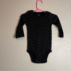 ✨10 for $15✨ Carter's Black and Gold Polka Dot Bodysuit size 9 months